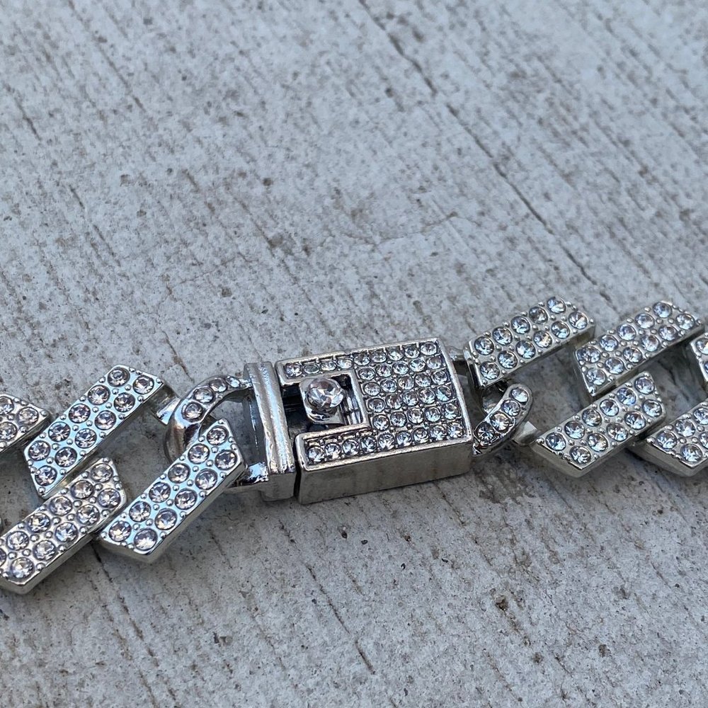 Murakami Smiley Flower Silver Choker - Picture 3 of 3